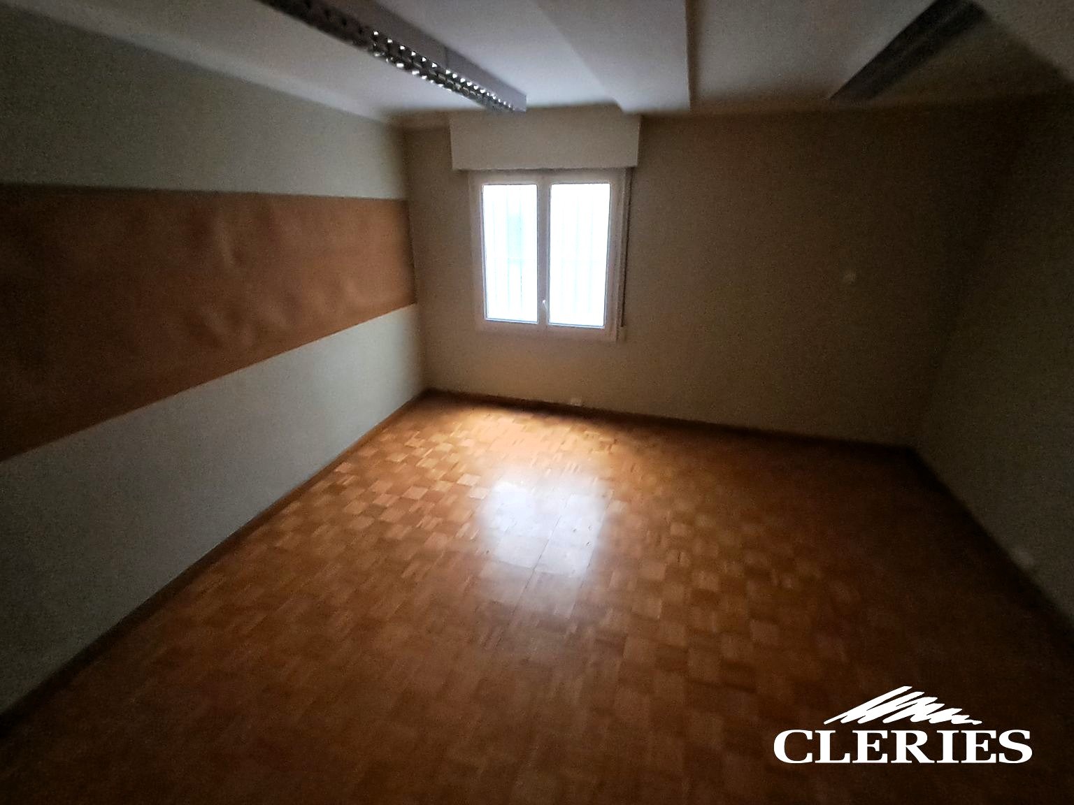 /RealEstateImages/6770/20250910_132356 [Resolucion de Escritorio].jpg